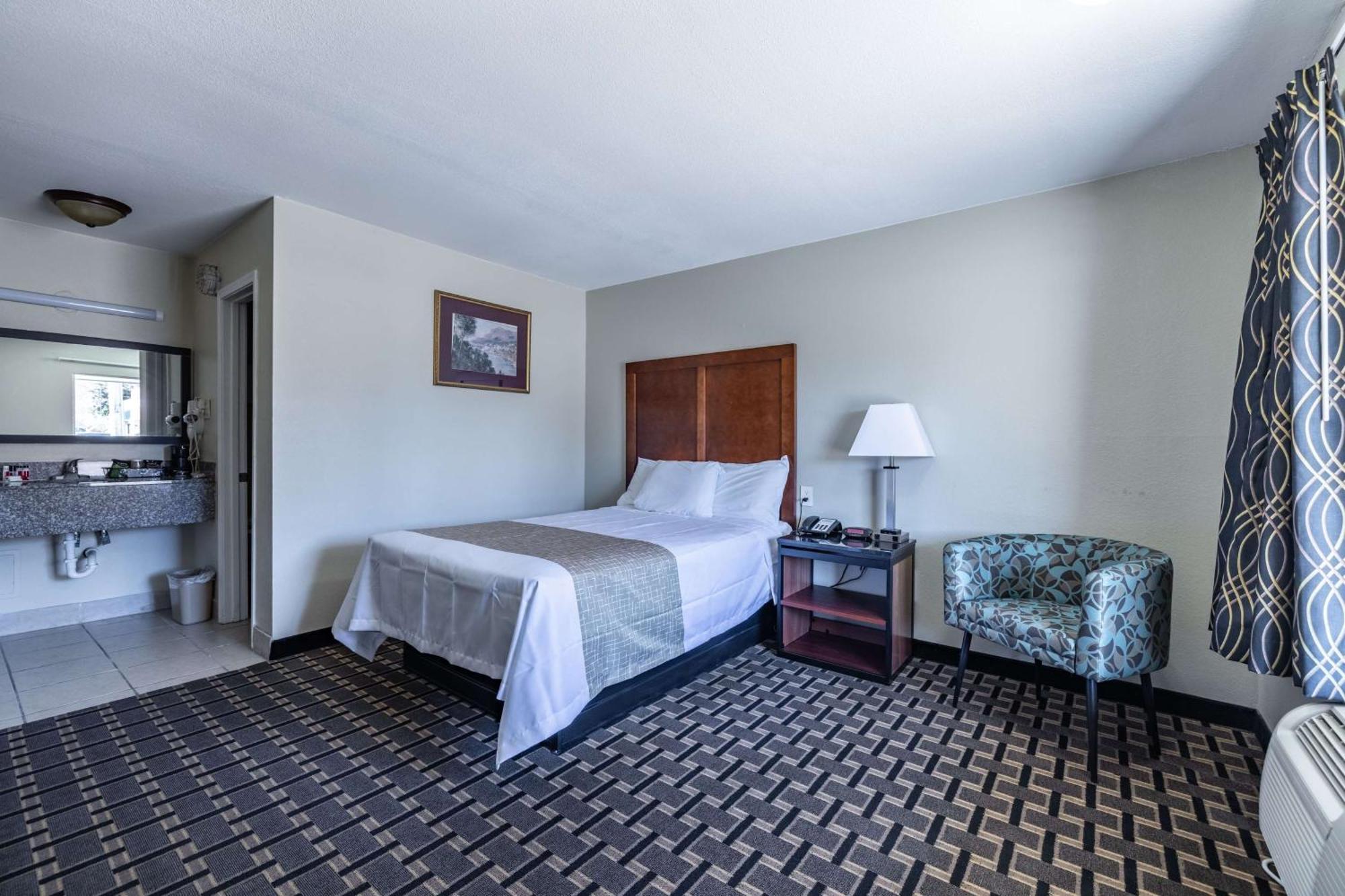 แทรเวลลอดจ์ บาย วินด์แฮม แจ็คสัน นอร์ท Hotel ภายนอก รูปภาพ